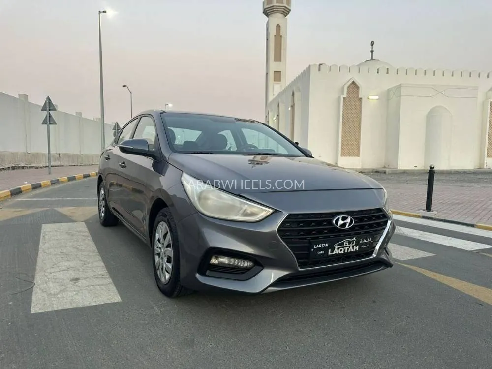Hyundai Accent 2018 for Sale in Sharjah Image-3