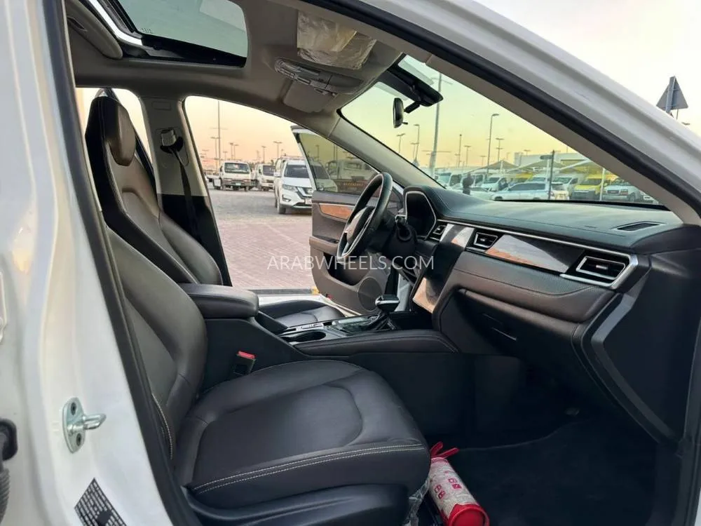 JAC J7 2023 for Sale in Sharjah Image-11