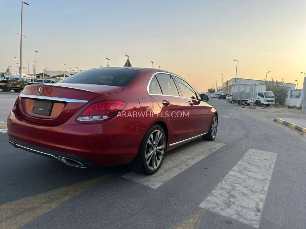 Mercedes Benz C Class 2016 for Sale in Sharjah Image-6