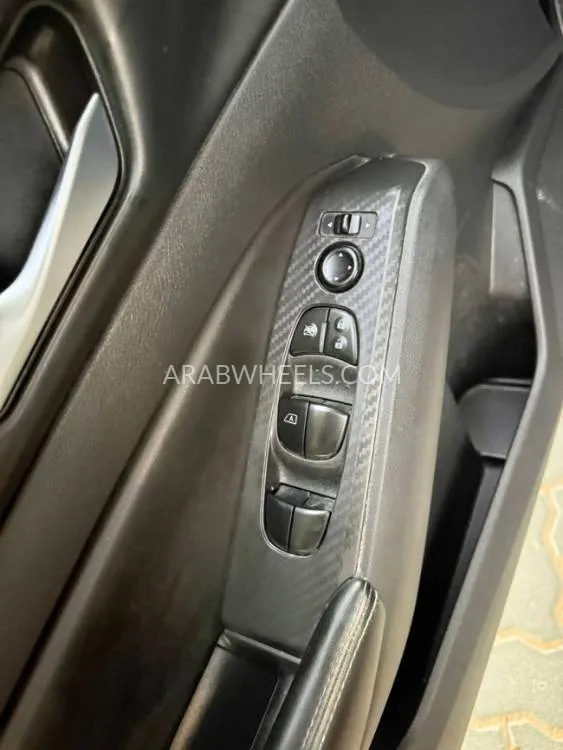 Nissan Altima 2022 for Sale in Sharjah Image-9