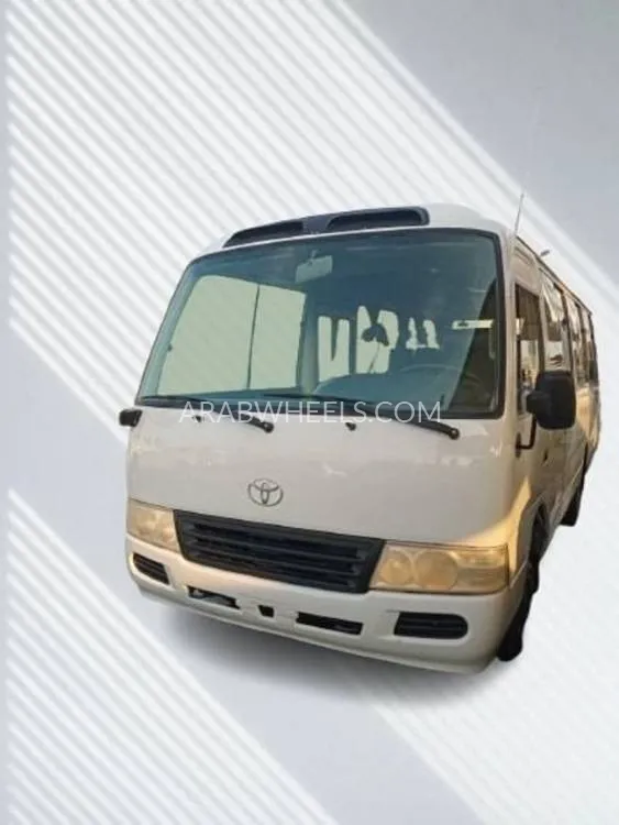 Toyota Coaster 2011 for Sale in Ajman Image-2