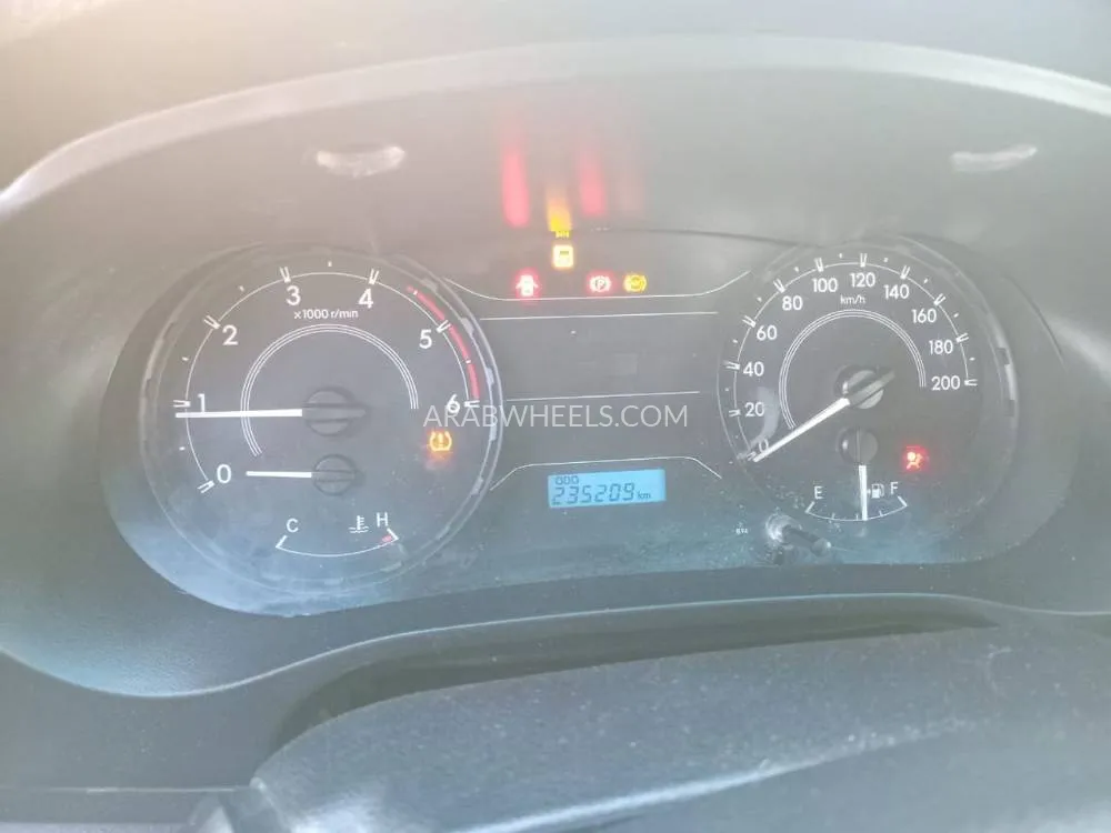 تويوتا هايلوكس 2020 for Sale in عجمان Image-7