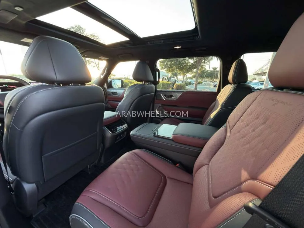 Infiniti QX80 2025 for Sale in Dubai Image-17