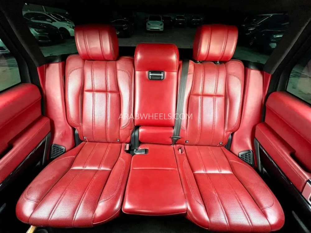 Land Rover Range Rover 2014 for Sale in Ajman Image-6
