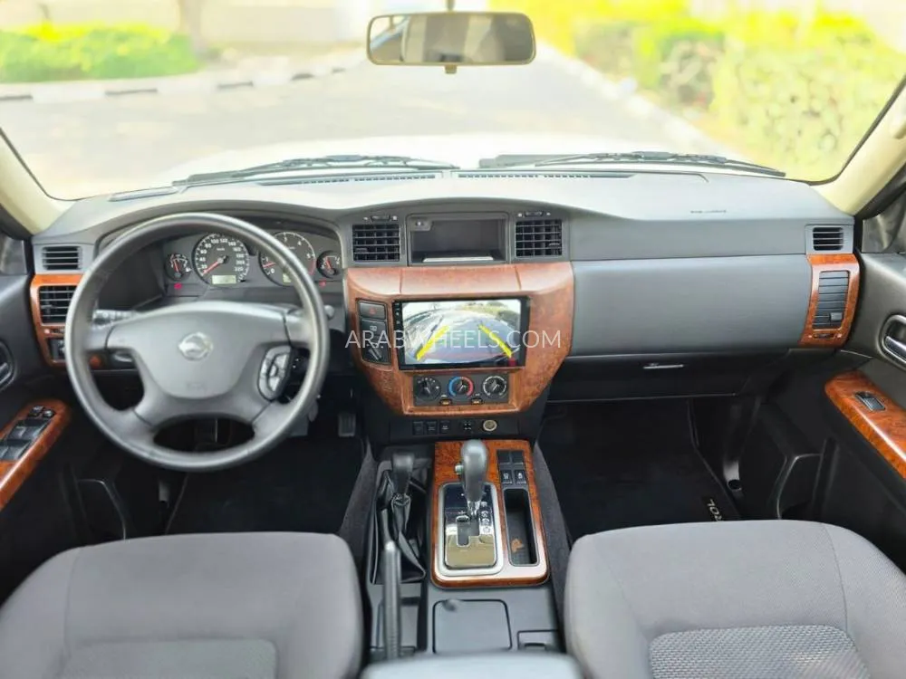 Nissan Patrol 2022 for Sale in Dubai Image-4