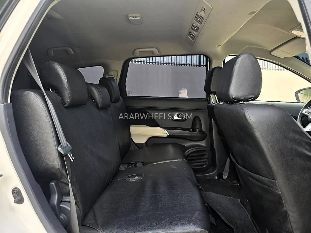 Toyota Rush 2023 for Sale in Dubai Image-19
