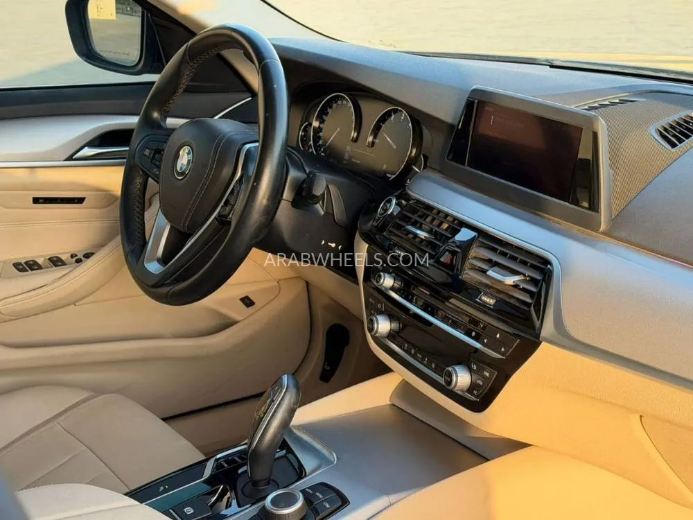 BMW 5 series 2020 for Sale in Sharjah Image-8