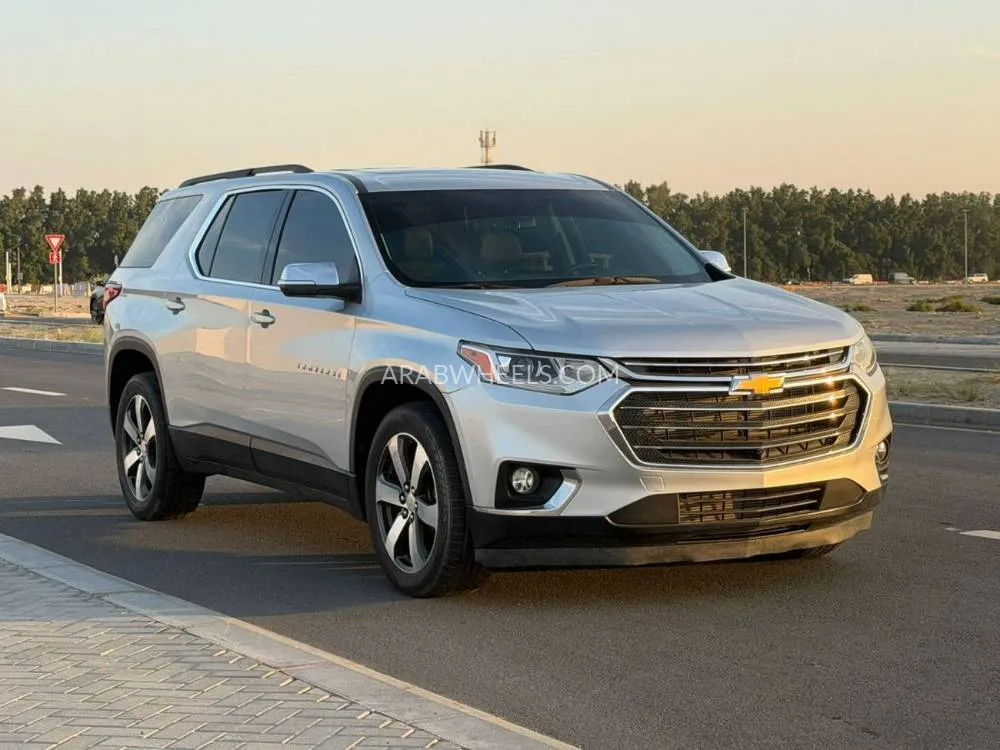 Chevrolet Traverse 2021 for Sale in Sharjah Image-2