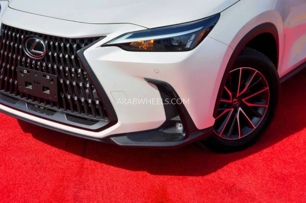 لكزس NX 2024 for Sale in الشارقة Image-9