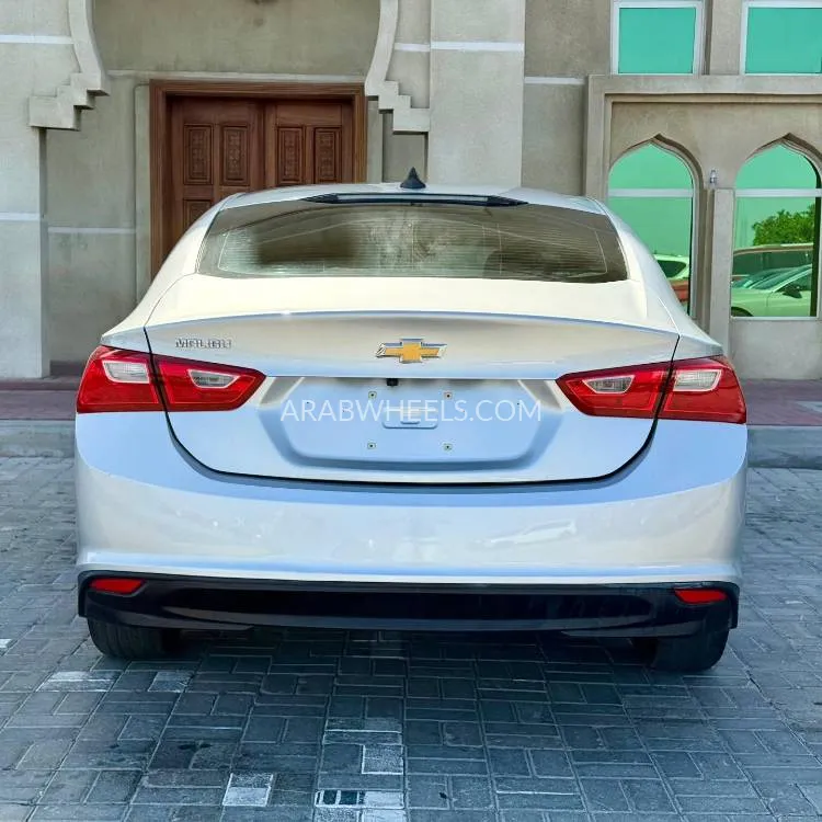 Chevrolet Malibu 2019 for Sale in Ajman Image-9
