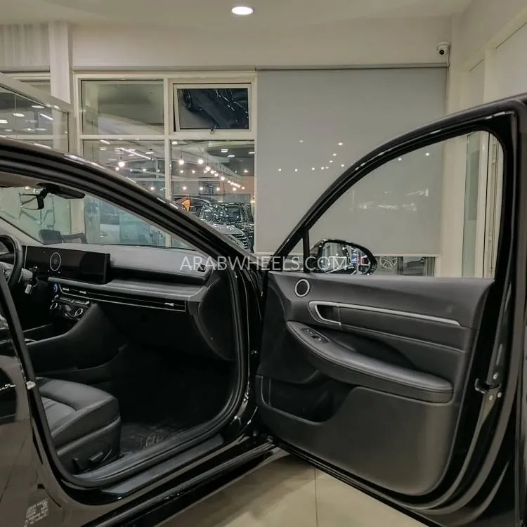 Hyundai Sonata 2023 for Sale in Sharjah Image-7