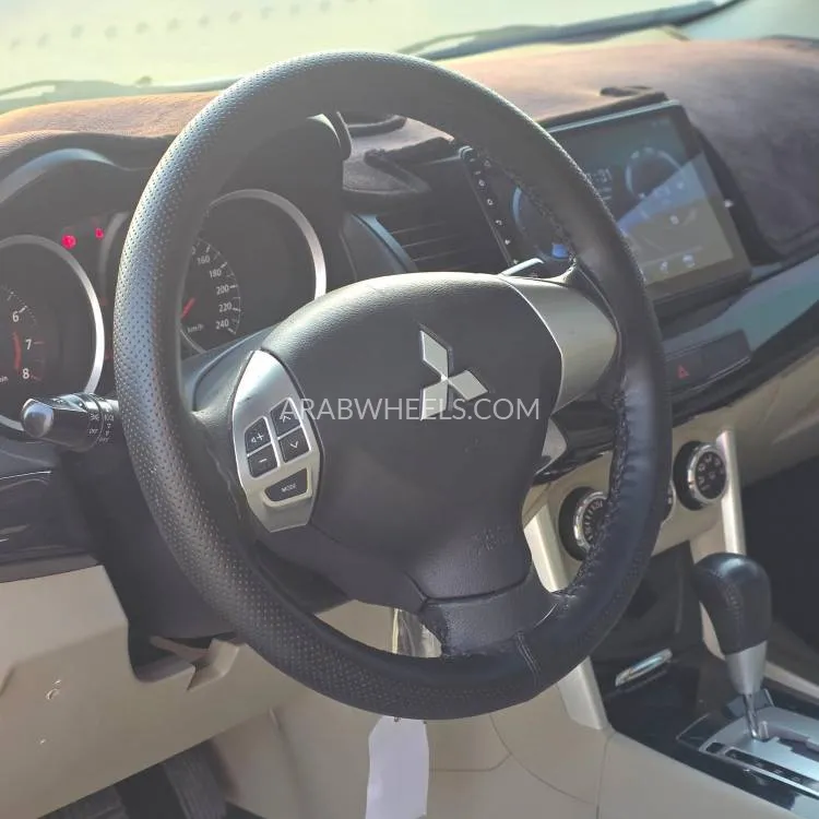 ميتسوبيشي لانسر 2017 for Sale in الشارقة Image-10