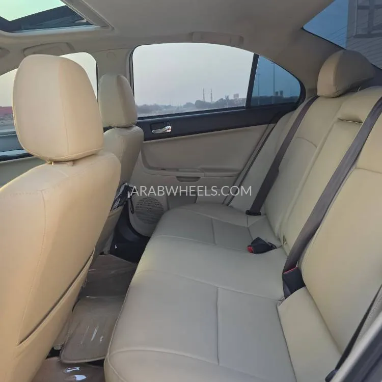 ميتسوبيشي لانسر 2017 for Sale in الشارقة Image-14