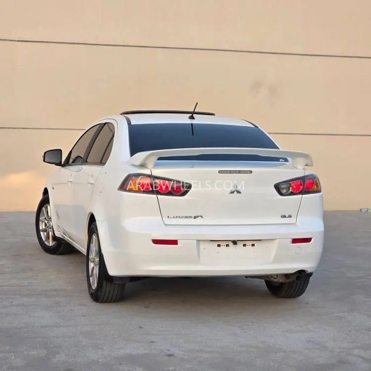 ميتسوبيشي لانسر 2017 for Sale in الشارقة Image-18