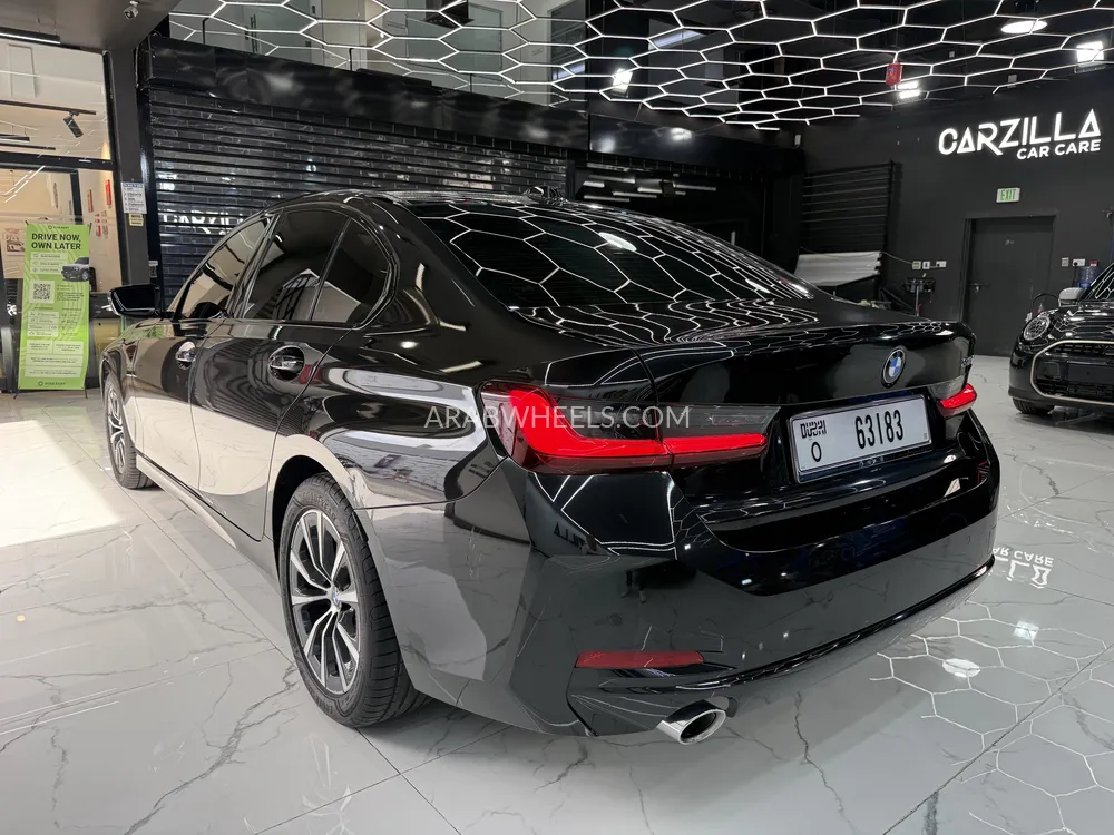 بي إم دبليو الفئة الثالثة 2025 for Sale in دبي Image-3