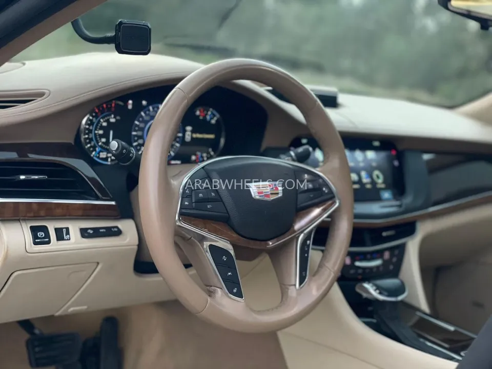 Cadillac CT6 2017 for Sale in Fujairah Image-8