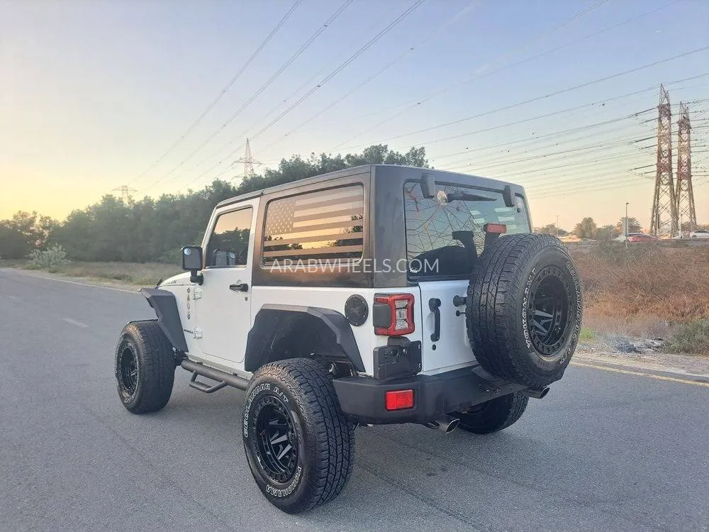 جيب رانجلر 2015 for Sale in الشارقة Image-5