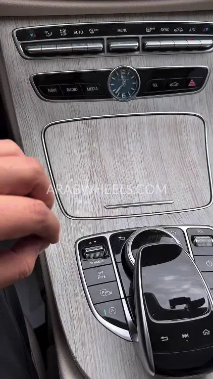 Mercedes Benz E Class 2017 for Sale in Ajman Image-13