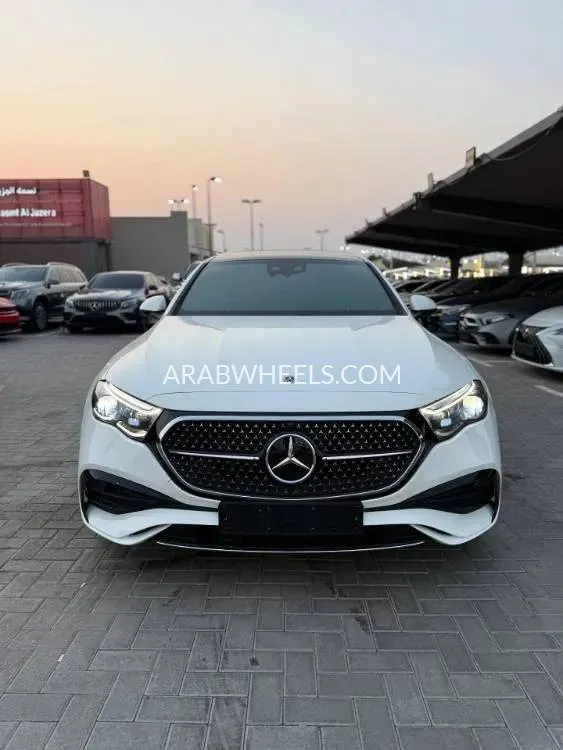 مرسيدس بنز كلاس E 2024 for Sale in الشارقة Image-2