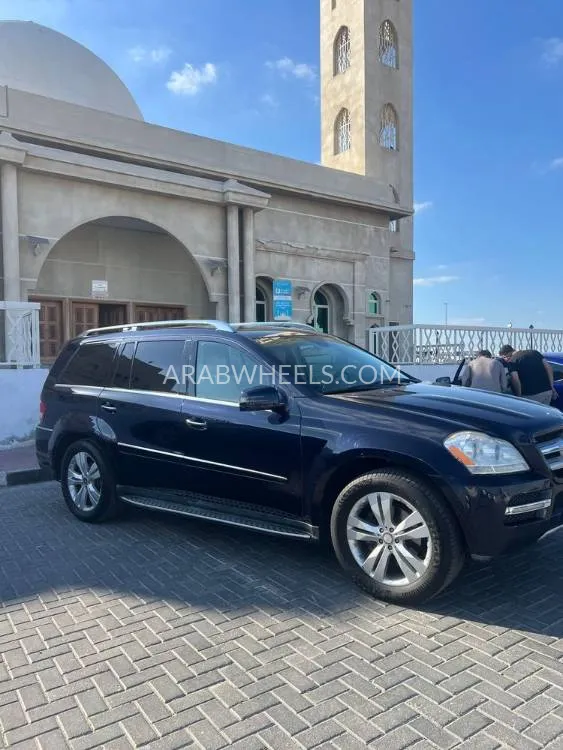 Mercedes Benz GL Class 2012 for Sale in Ajman Image-4