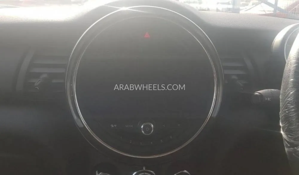 Mini Cooper 2015 for Sale in Dubai Image-8