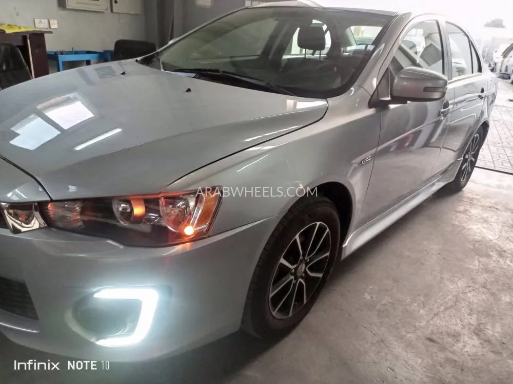 Mitsubishi Lancer 2015 for Sale in Dubai Image-16