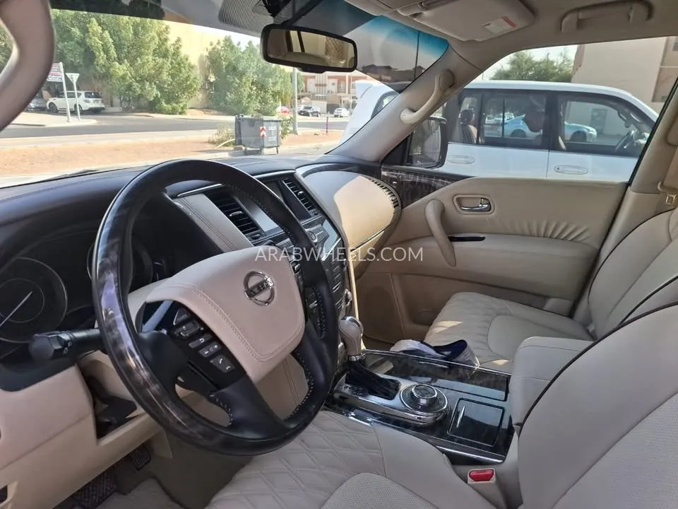 Nissan Patrol 2012 for Sale in Al Ain Image-5