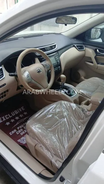Nissan Rogue 2015 for Sale in Dubai Image-7