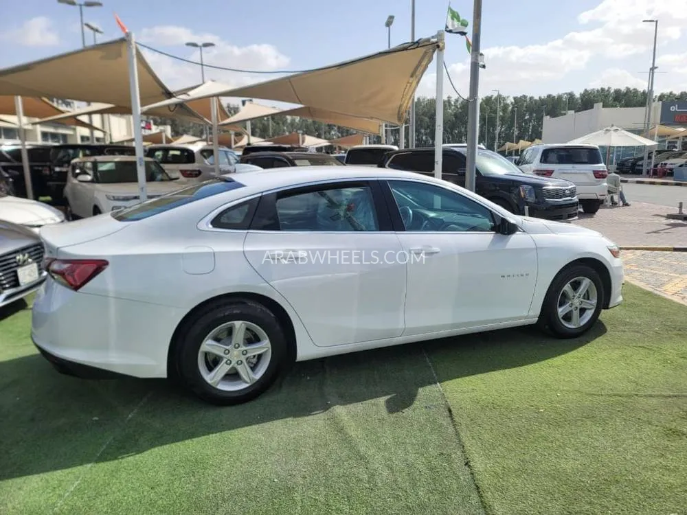 Chevrolet Malibu 2022 for Sale in Sharjah Image-6
