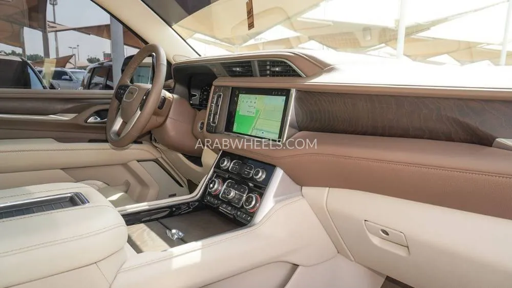 جي إم سي يوكون 2024 for Sale in الشارقة Image-14