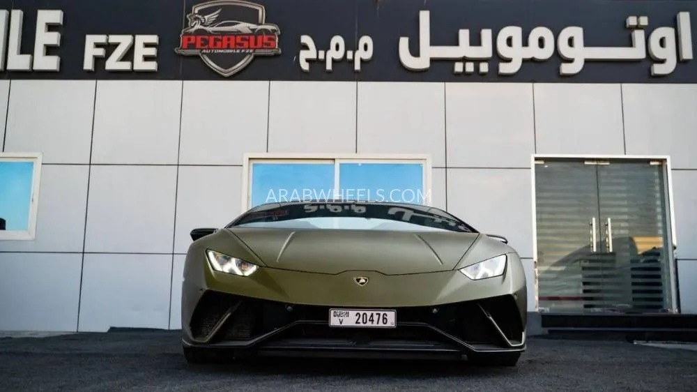 Lamborghini Huracan 2021 for Sale in Dubai Image-2