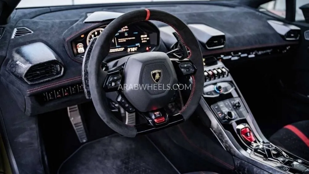 Lamborghini Huracan 2021 for Sale in Dubai Image-8