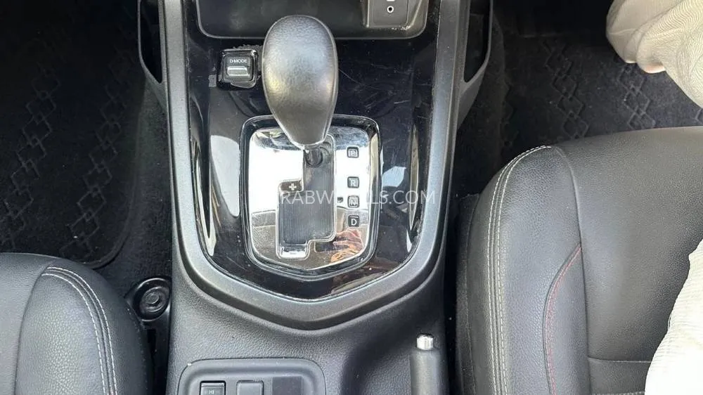 نيسان  نافارا 2023 for Sale in دبي Image-17