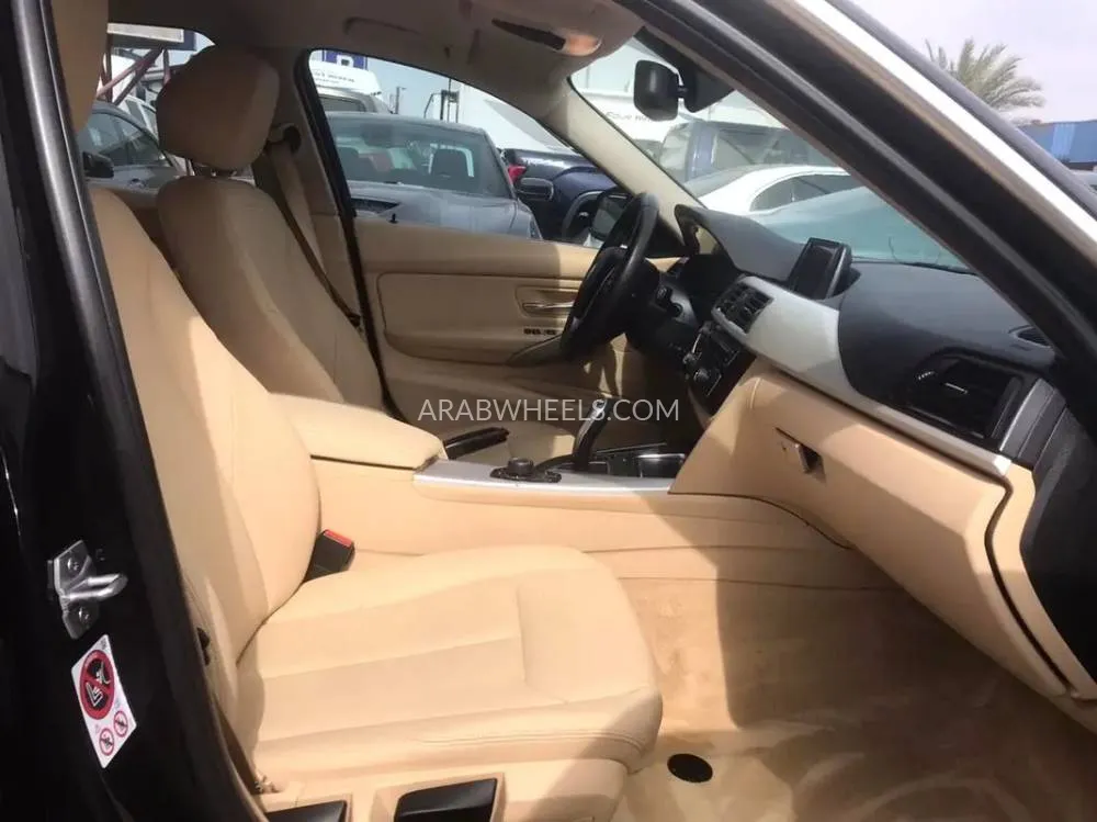 BMW 3 series 2017 for Sale in Dubai Image-12