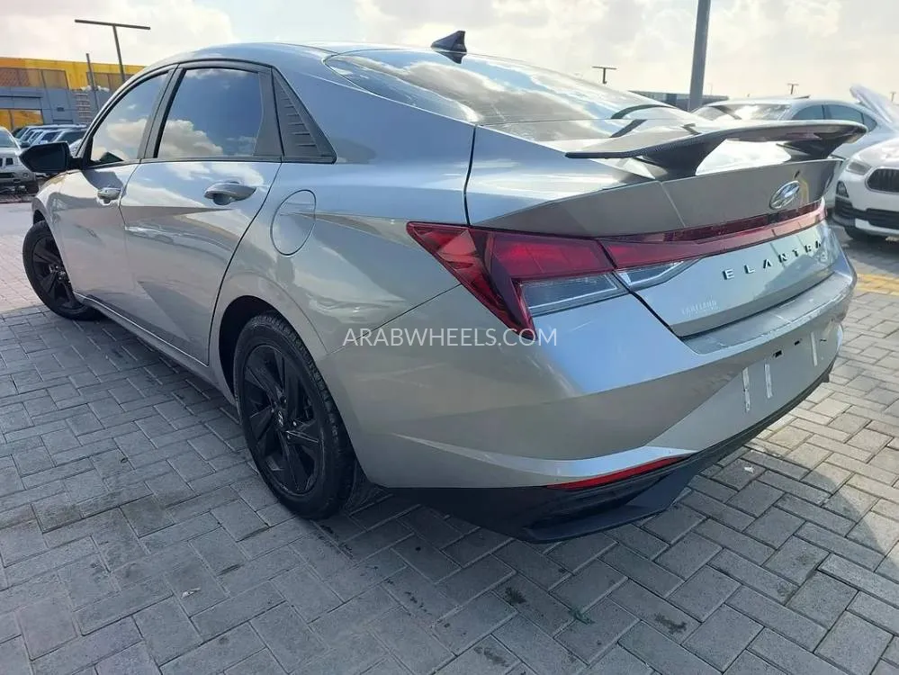 هيونداي إلنترا 2021 for Sale in الشارقة Image-6