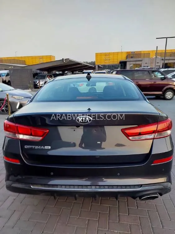 Kia Optima 2018 for Sale in Sharjah Image-4