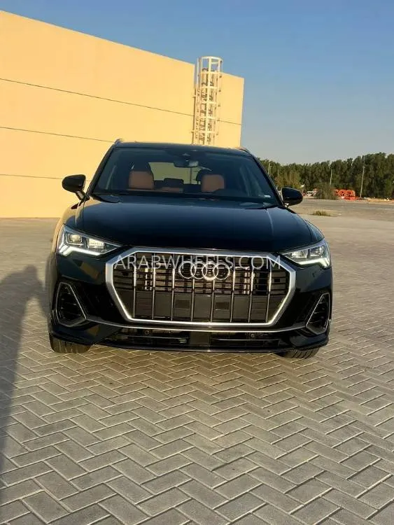 أودي Q3 2023 for Sale in الشارقة Image-9