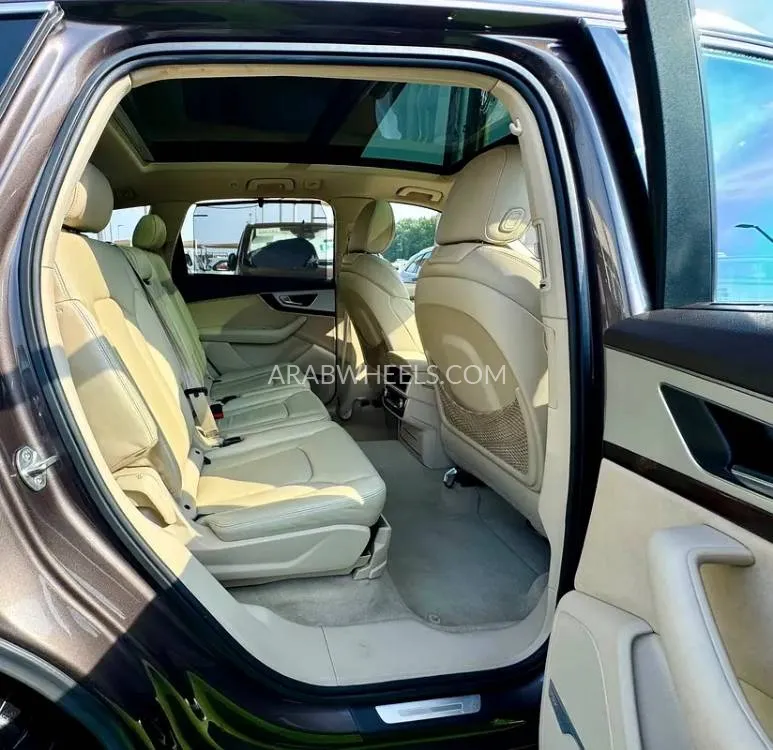 أودي Q7 2016 for Sale in الشارقة Image-4
