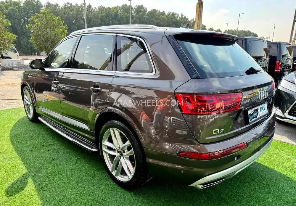 أودي Q7 2016 for Sale in الشارقة Image-10
