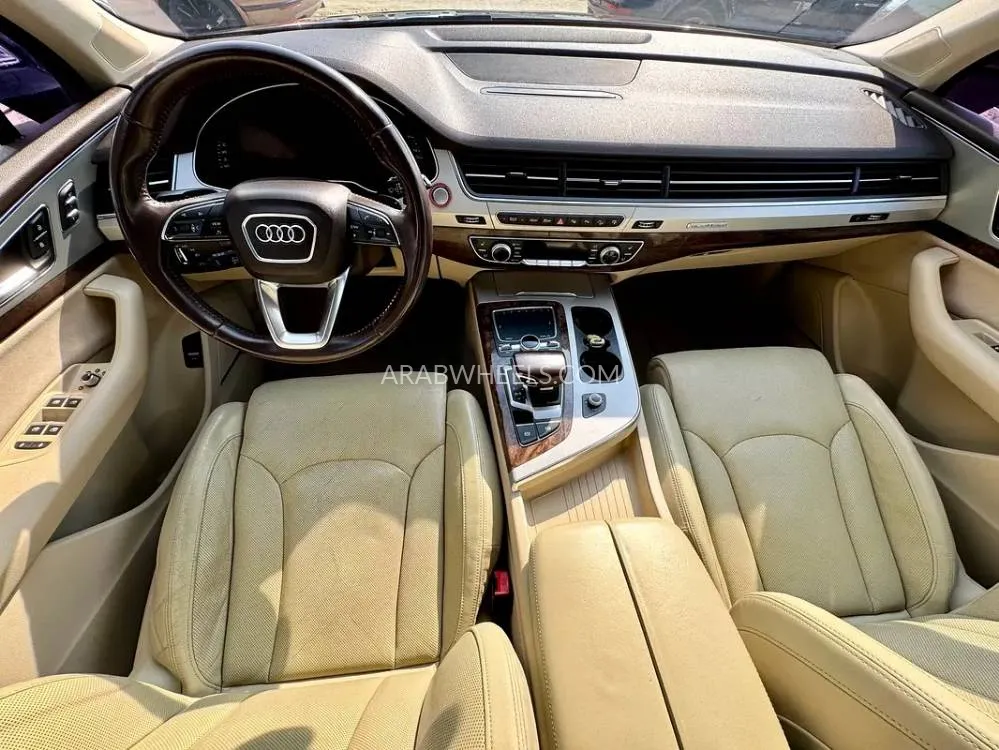أودي Q7 2016 for Sale in الشارقة Image-18