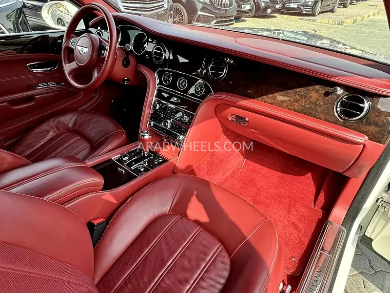Bentley Mulsanne 2013 for Sale in Sharjah Image-6