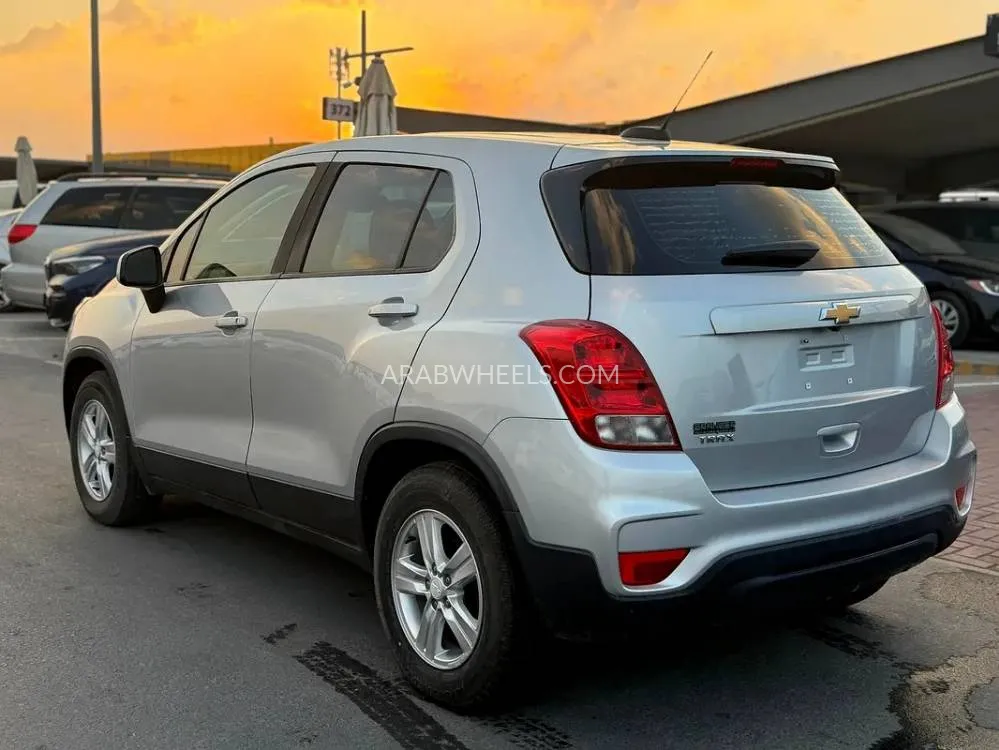 Chevrolet Trax 2020 for Sale in Dubai Image-12