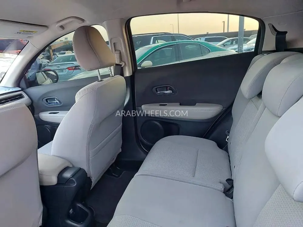 Honda HR-V 2022 for Sale in Sharjah Image-18