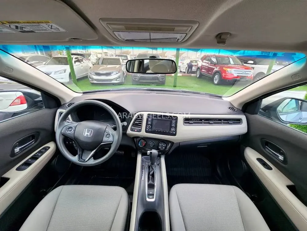 Honda HR-V 2022 for Sale in Dubai Image-5