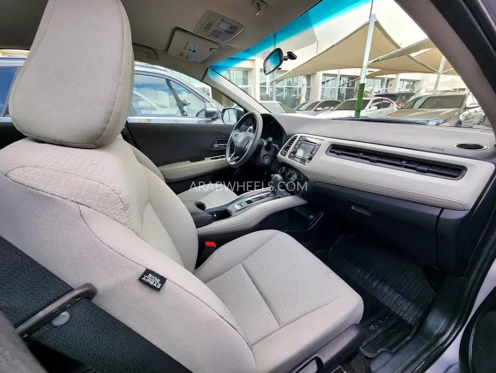 Honda HR-V 2022 for Sale in Dubai Image-6