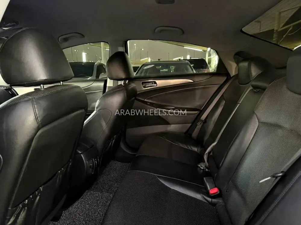 Hyundai Sonata 2012 for Sale in Dubai Image-3