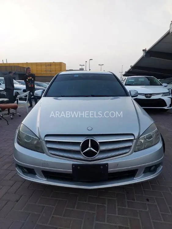 مرسيدس بنز كلاس C 2011 for Sale in الشارقة Image-19