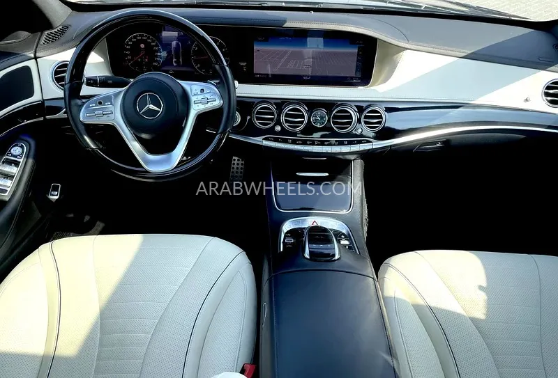 Mercedes Benz CLS Class 2020 for Sale in Sharjah Image-2