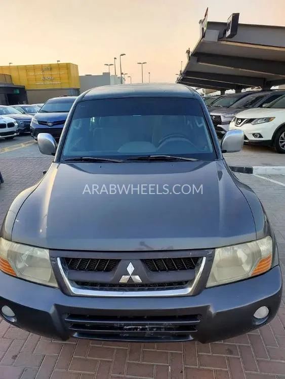 Mitsubishi Pajero 2006 for Sale in Sharjah Image-13