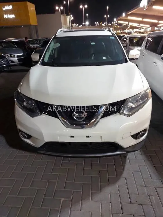 Nissan Rogue 2015 for Sale in Sharjah Image-8